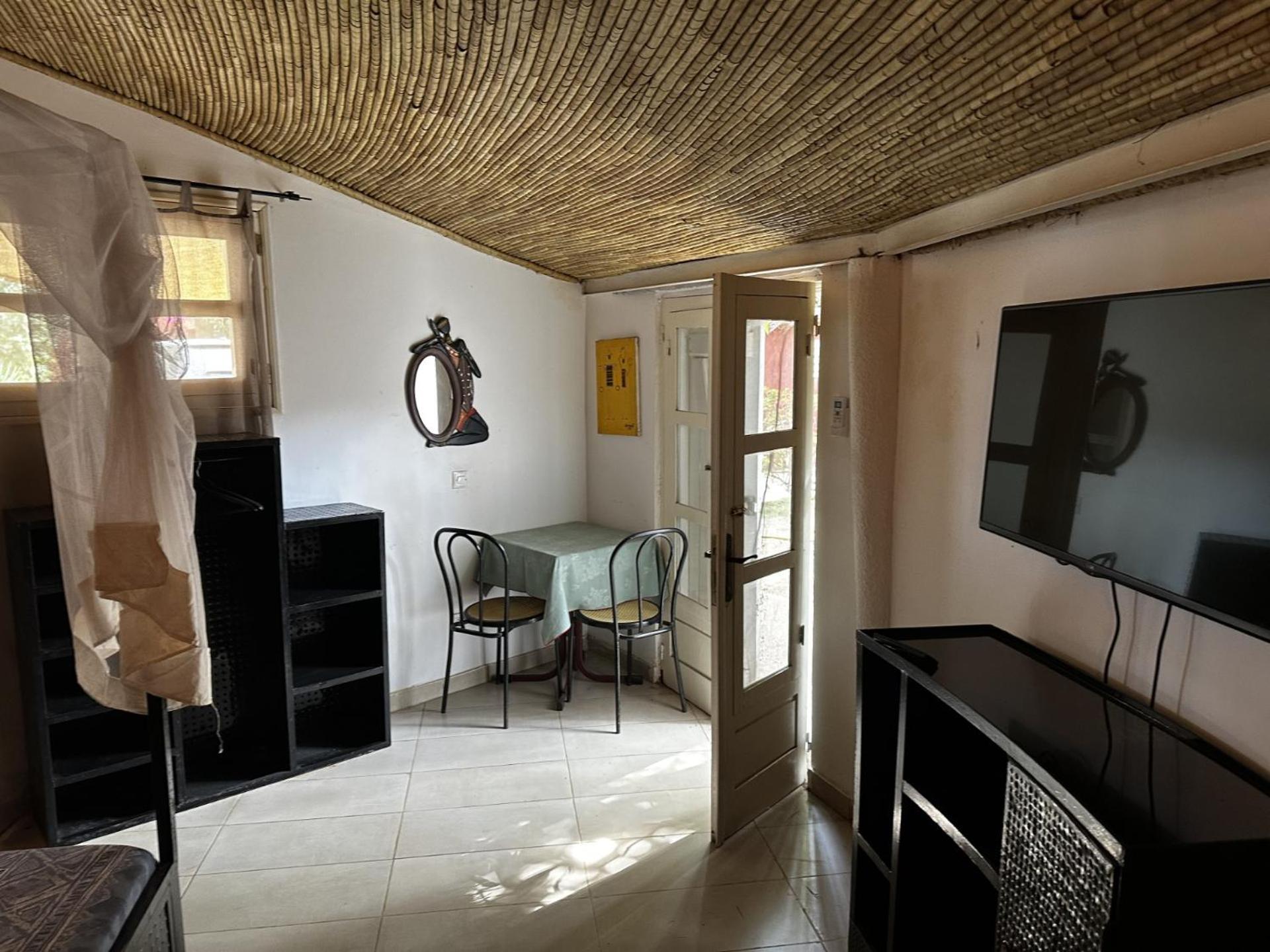 Carthago Manguier Apartment อึมบูร์ ภายนอก รูปภาพ